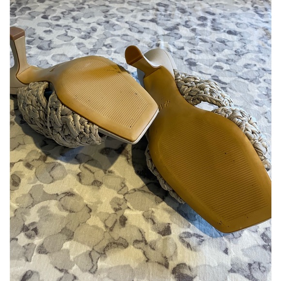 NWOT H&M Greige Mules SIZE 7 $60 (RRP $70) ποΈπ. - Picture 3 of 7